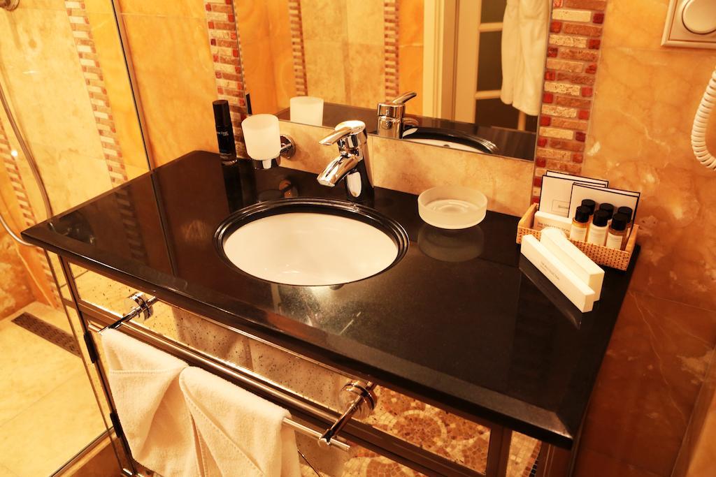 Ministerium Hotell Odessa Rum bild