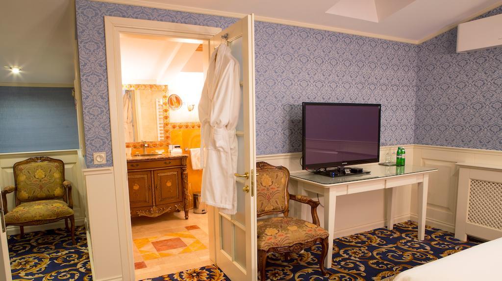 Ministerium Hotell Odessa Exteriör bild